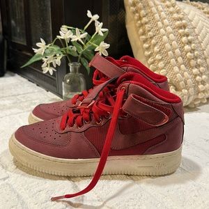 Nike Air Force 1 youth size 5.5 high tops
